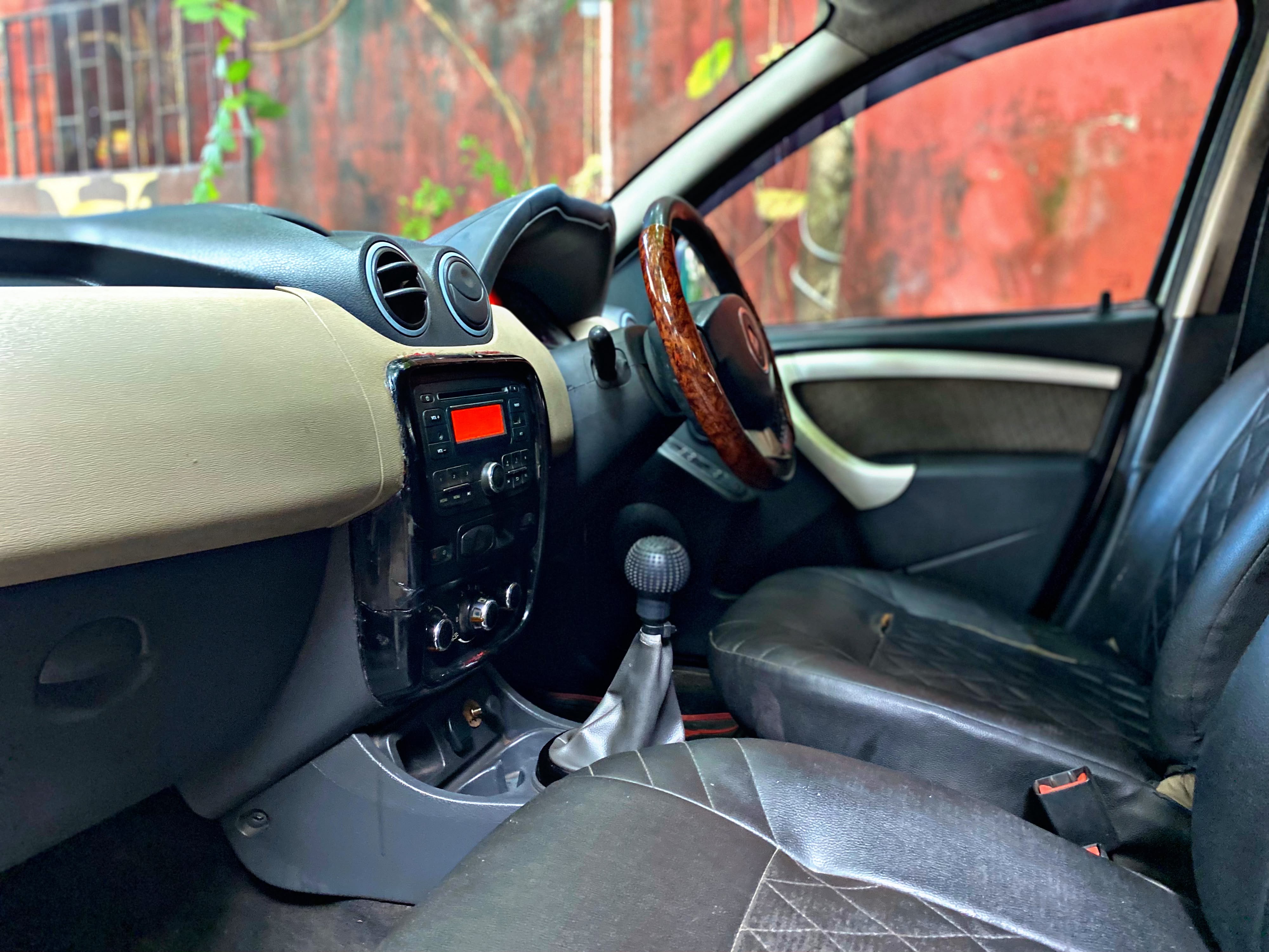 Renault DUSTER (RXl)