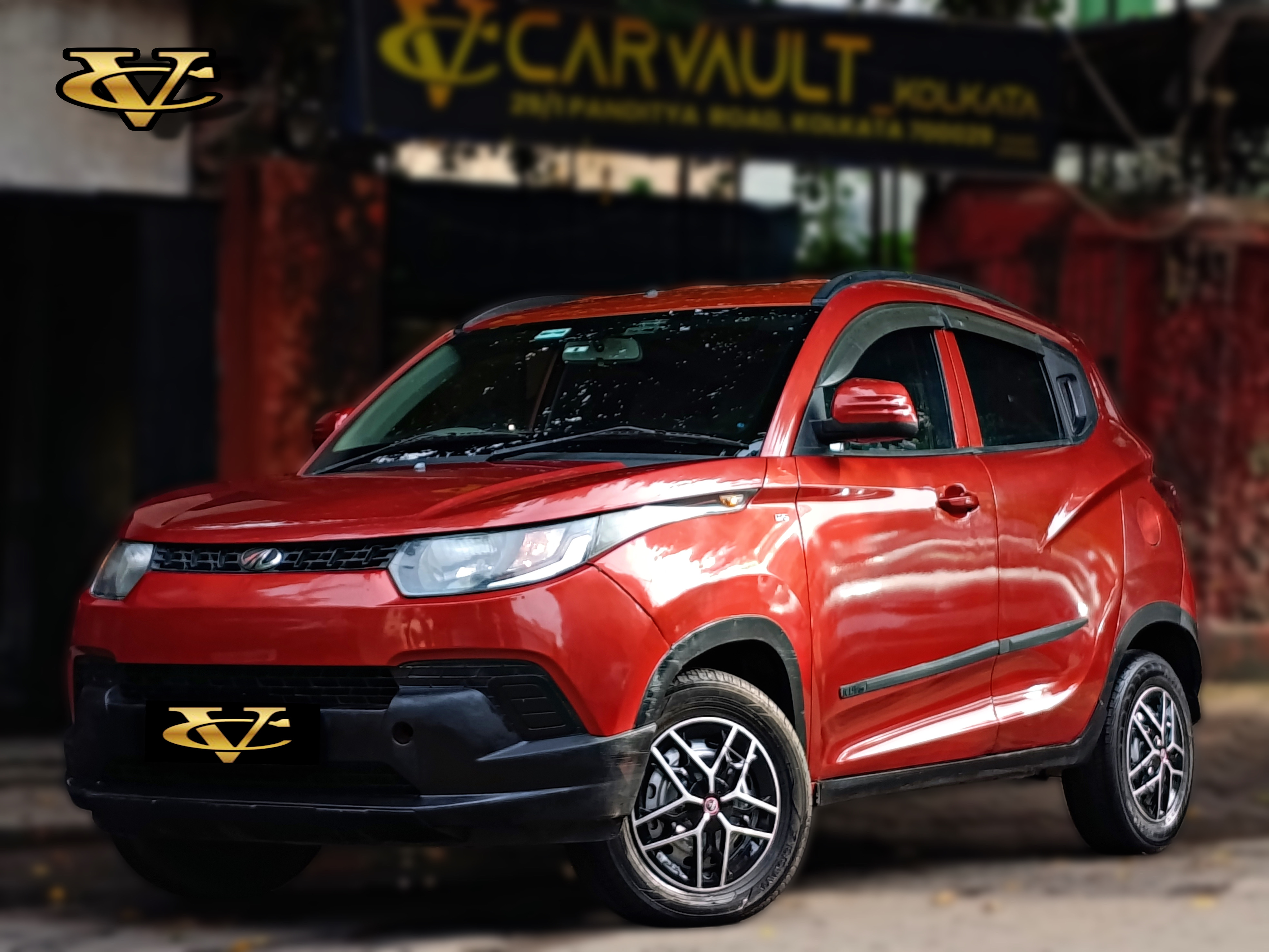 MAHINDRA KUV 100 (K4)