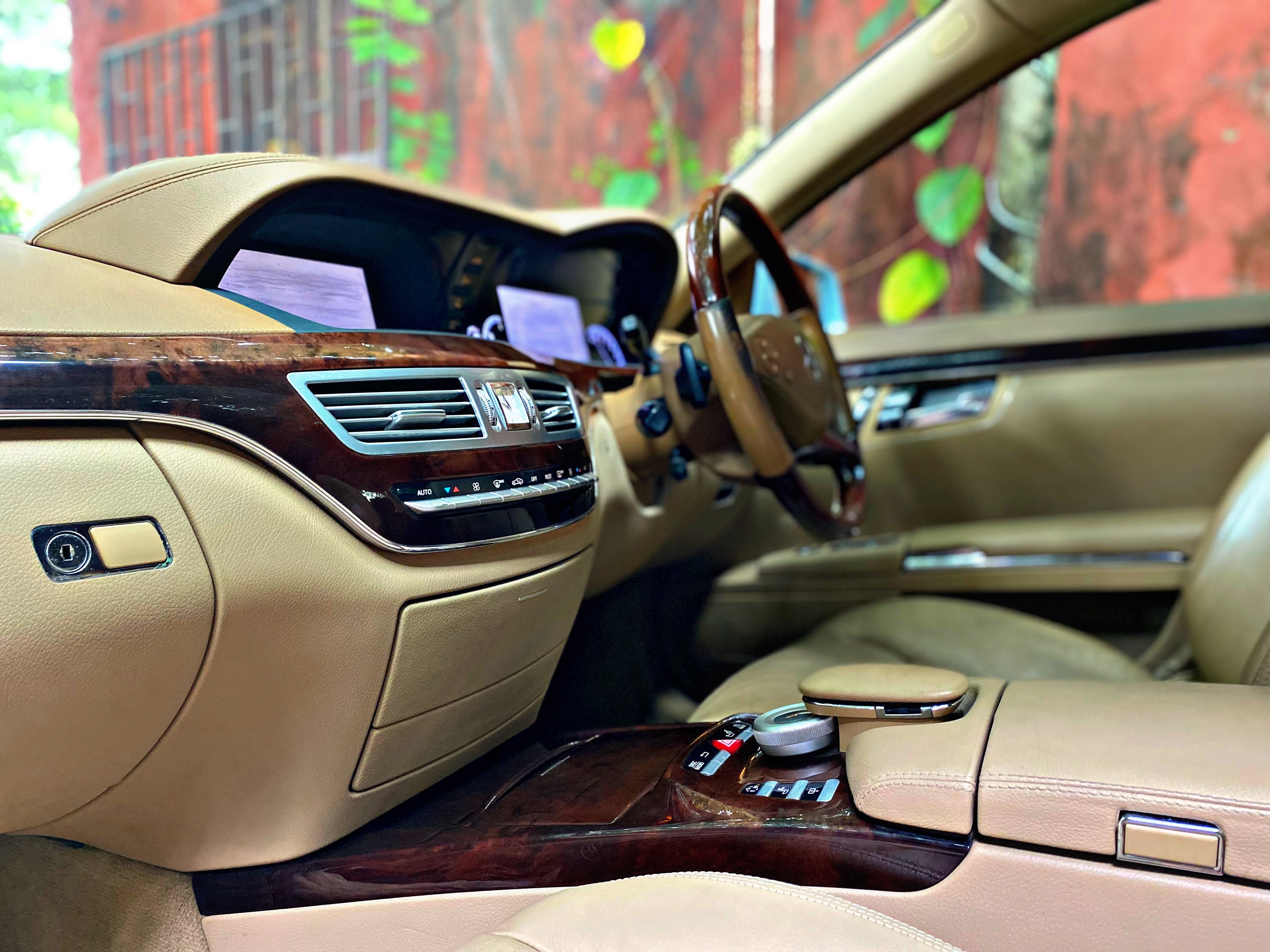 MERCEDES S Class (s300)