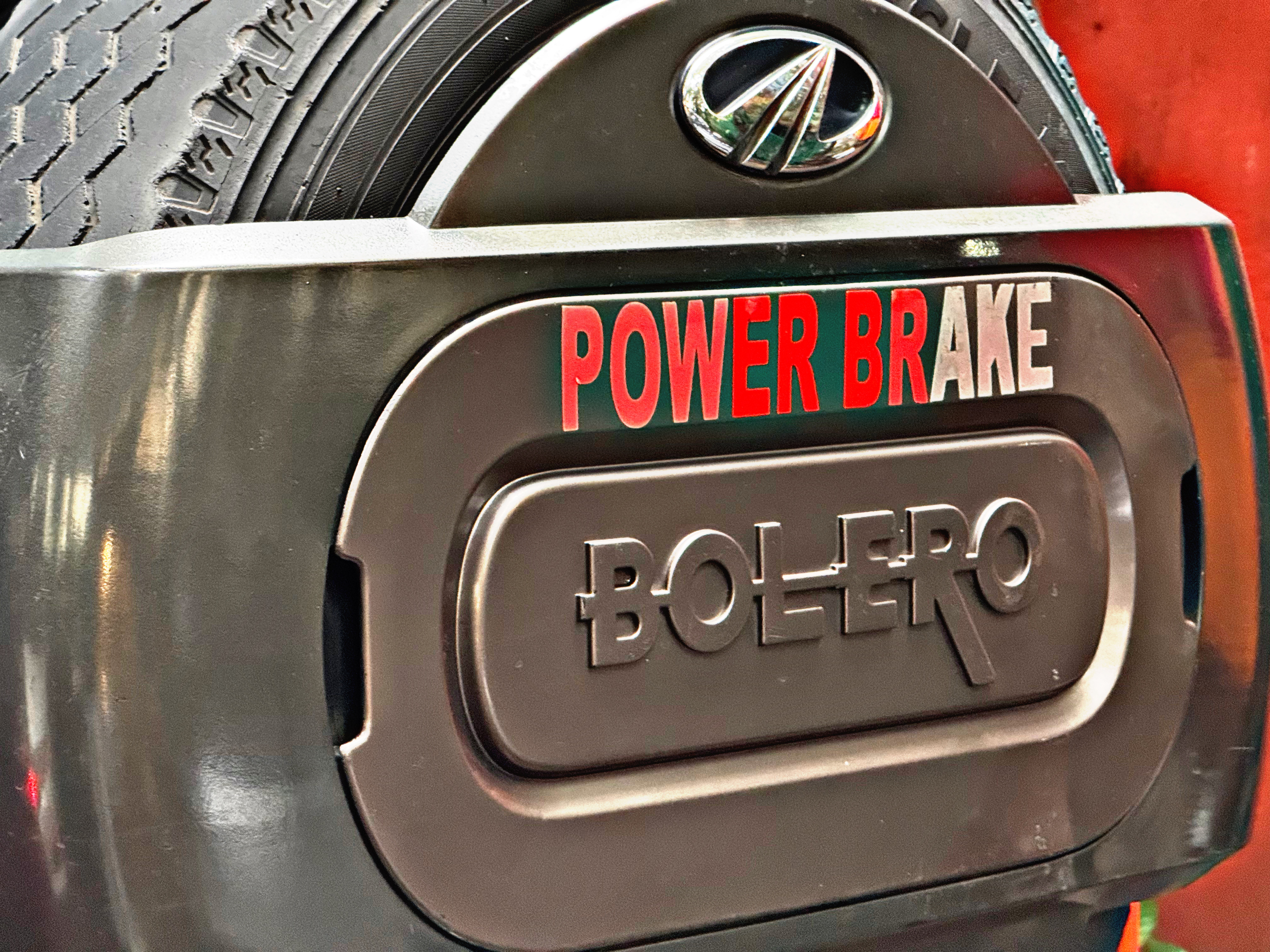 Mahindra BOLERO